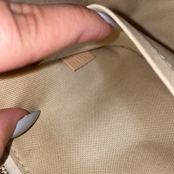 POCHETTE ACCESSOIRES Louis Vuitton in damier azur - Picture 4 of 13